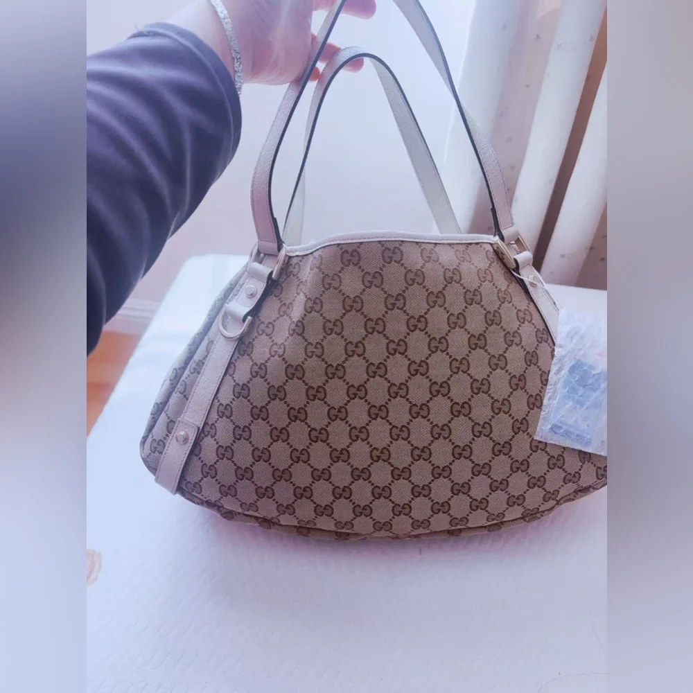 Gucci authentic gg